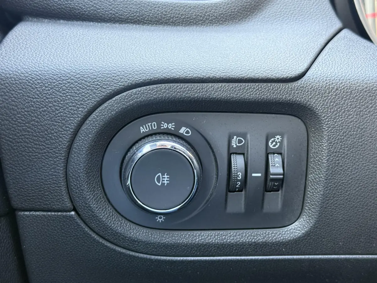 1.2 Turbo Innovation 2e Eigenaar|Clima|Cruise|Carplay|Trekhaak|PDC V+A|APK tot 03-2027