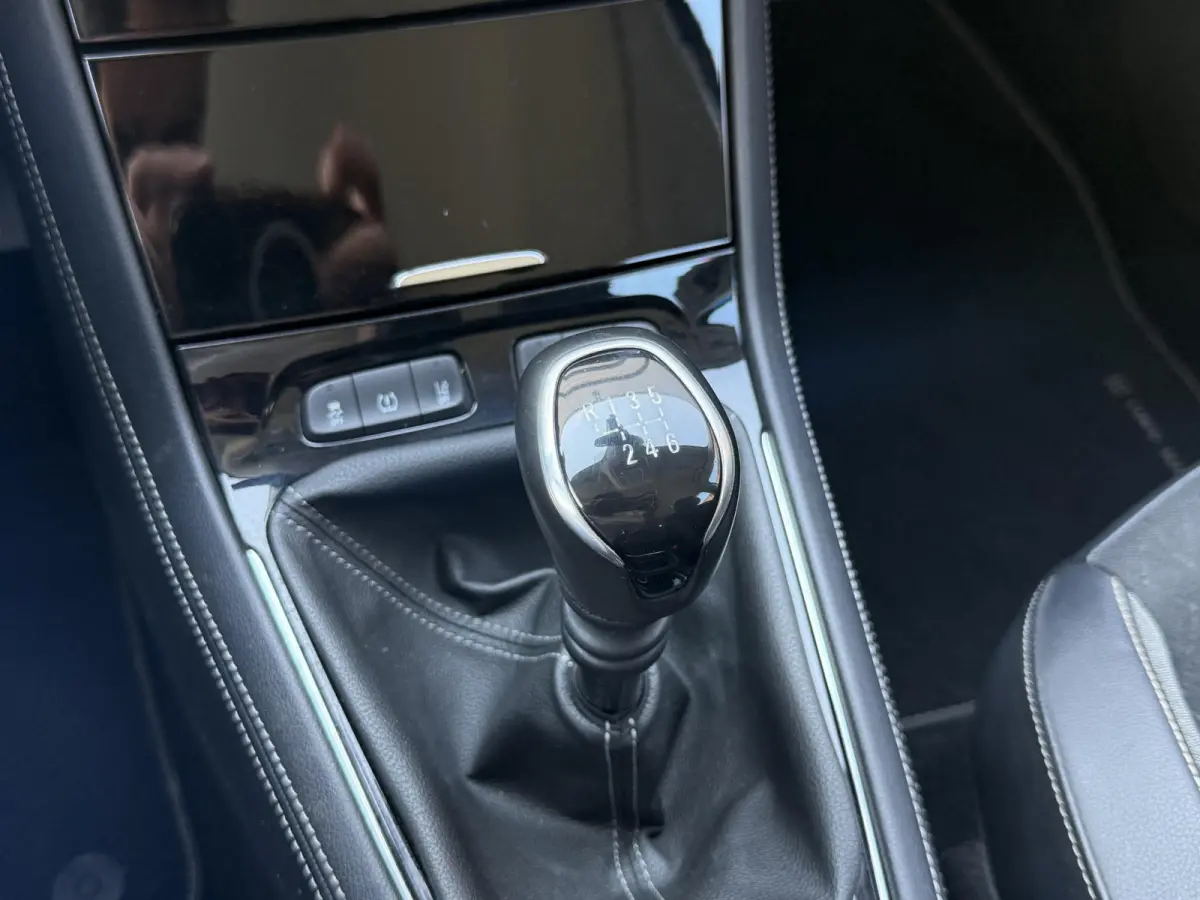 1.2 Turbo Innovation 2e Eigenaar|Clima|Cruise|Carplay|Trekhaak|PDC V+A|APK tot 03-2027