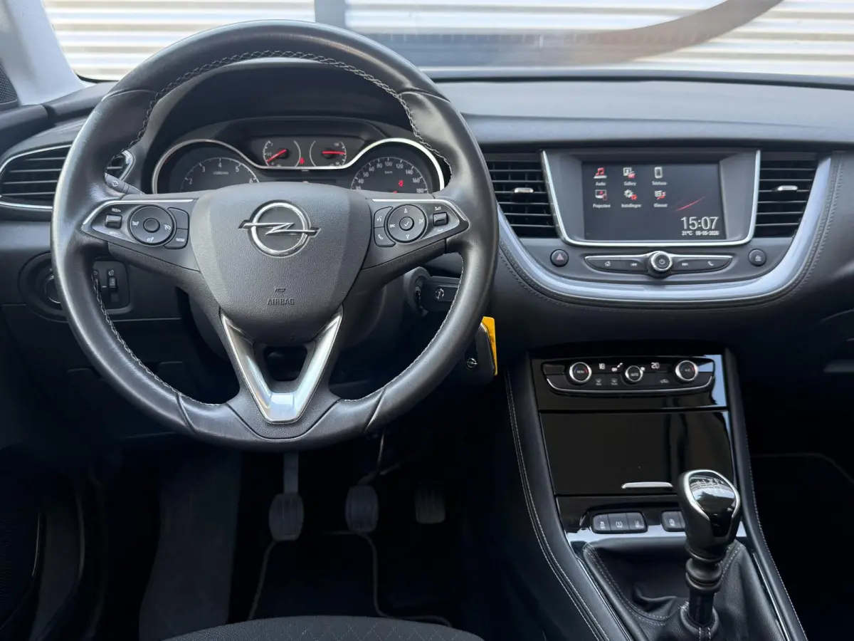1.2 Turbo Innovation 2e Eigenaar|Clima|Cruise|Carplay|Trekhaak|PDC V+A|APK tot 03-2027