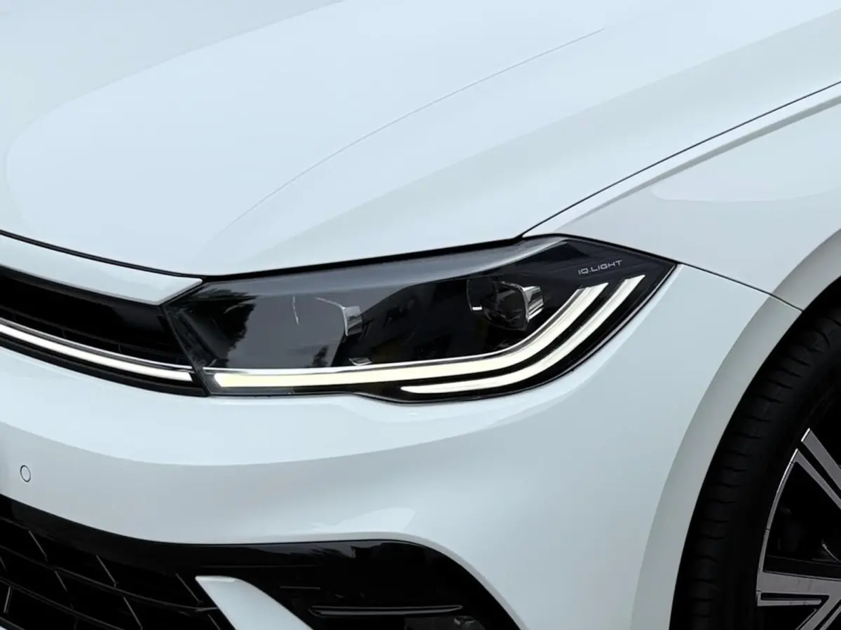 1.0 TSI 3x R-Line*LED IQ*ACC*Cam*Carplay*PDC*95 PK*Lane Assist*Travel Assist