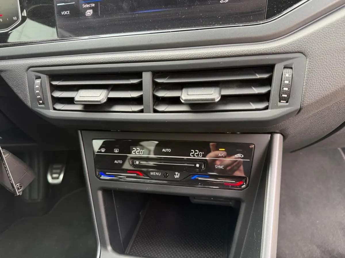 1.0 TSI 3x R-Line*LED IQ*ACC*Cam*Carplay*PDC*95 PK*Lane Assist*Travel Assist