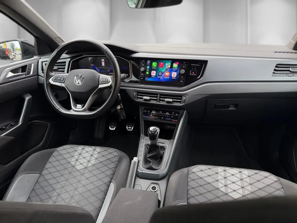 1.0 TSI 3x R-Line*LED IQ*ACC*Cam*Carplay*PDC*95 PK*Lane Assist*Travel Assist