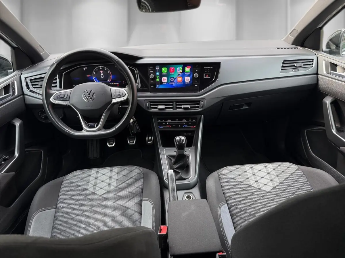 1.0 TSI 3x R-Line*LED IQ*ACC*Cam*Carplay*PDC*95 PK*Lane Assist*Travel Assist