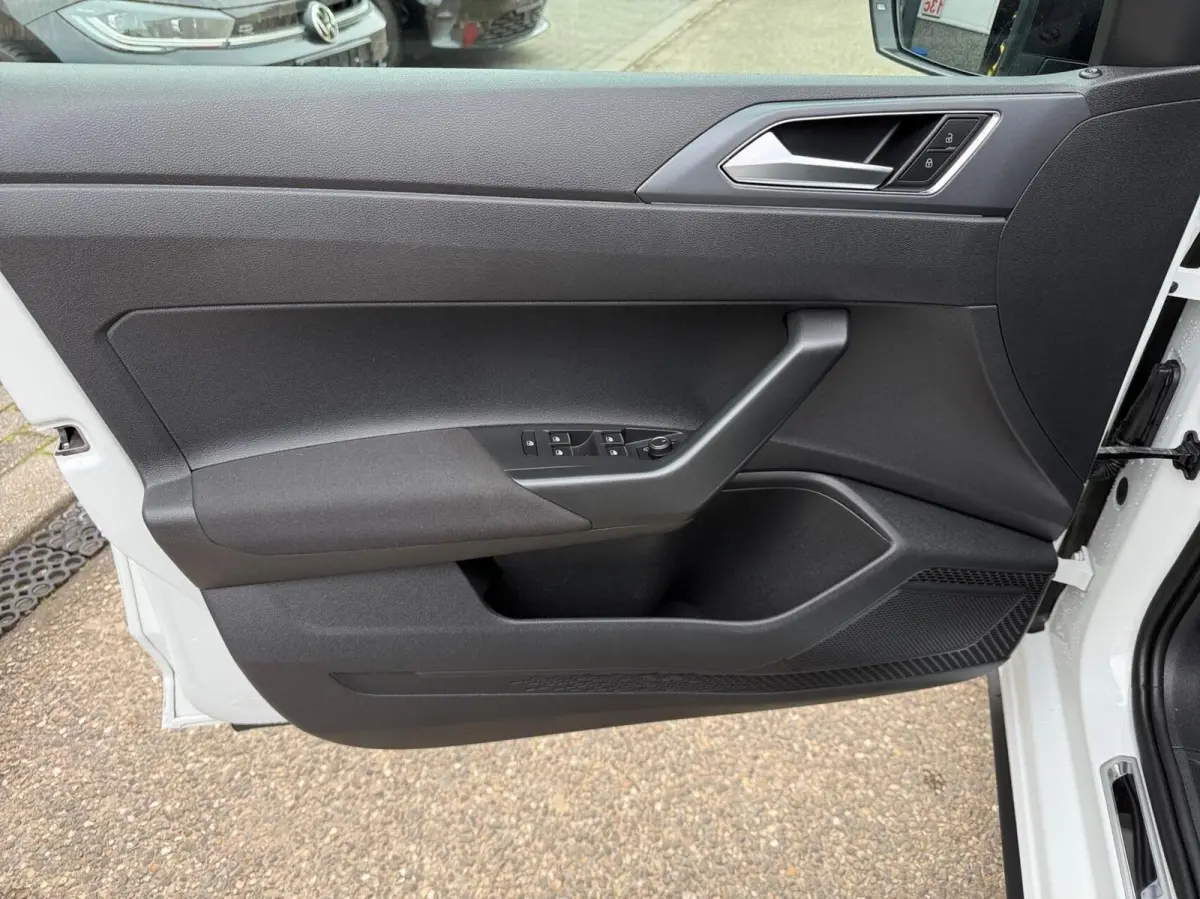1.0 TSI 3x R-Line*LED IQ*ACC*Cam*Carplay*PDC*95 PK*Lane Assist*Travel Assist