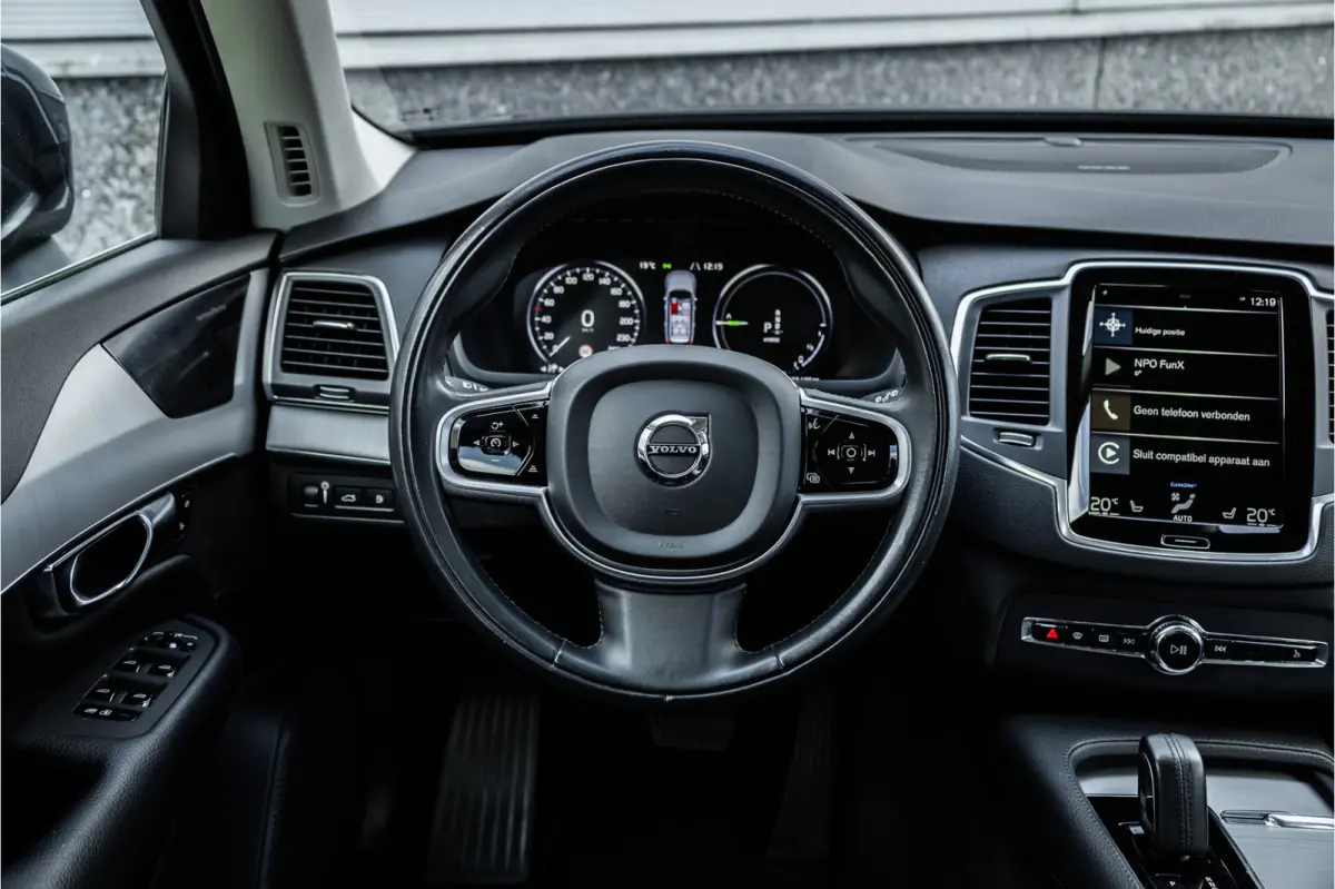 2.0 T8 Recharge AWD 7 pers / Trekhaak / Harman Kardon / Leder / Adaptieve Cruise / 360 camera /