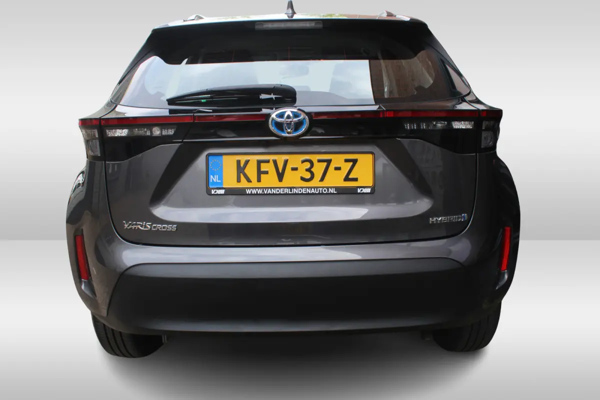 1.5 Hybrid Active l Adaptief Cruise Control l Lane Assist l Achteruitrijcamera l Climate control l Apple carplay/ android auto l Elektrisch inklapbare buitenspiegels l Verwarmbare Spiegels