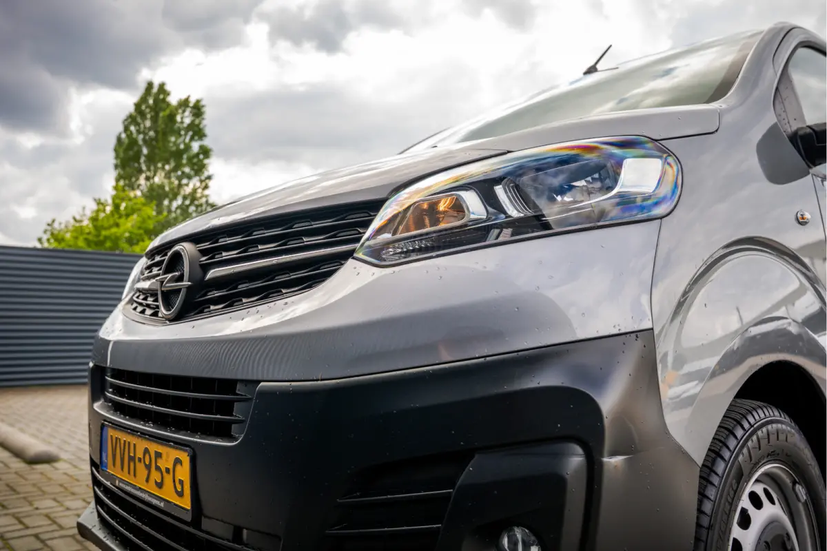 **2.0 | 145 PK | L3H1 | Camera | Carplay | Cruise | Airco | Parkeersensoren | 3-Zits**