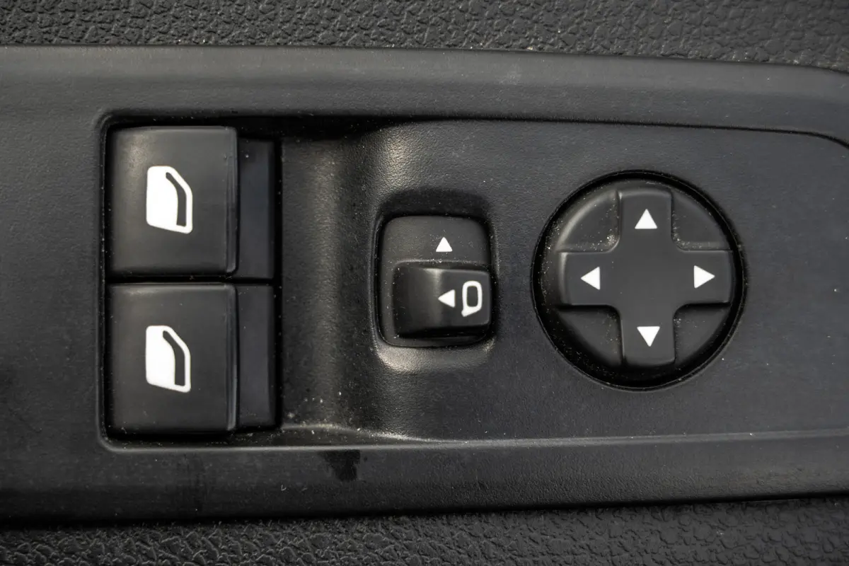 **2.0 | 145 PK | L3H1 | Camera | Carplay | Cruise | Airco | Parkeersensoren | 3-Zits**