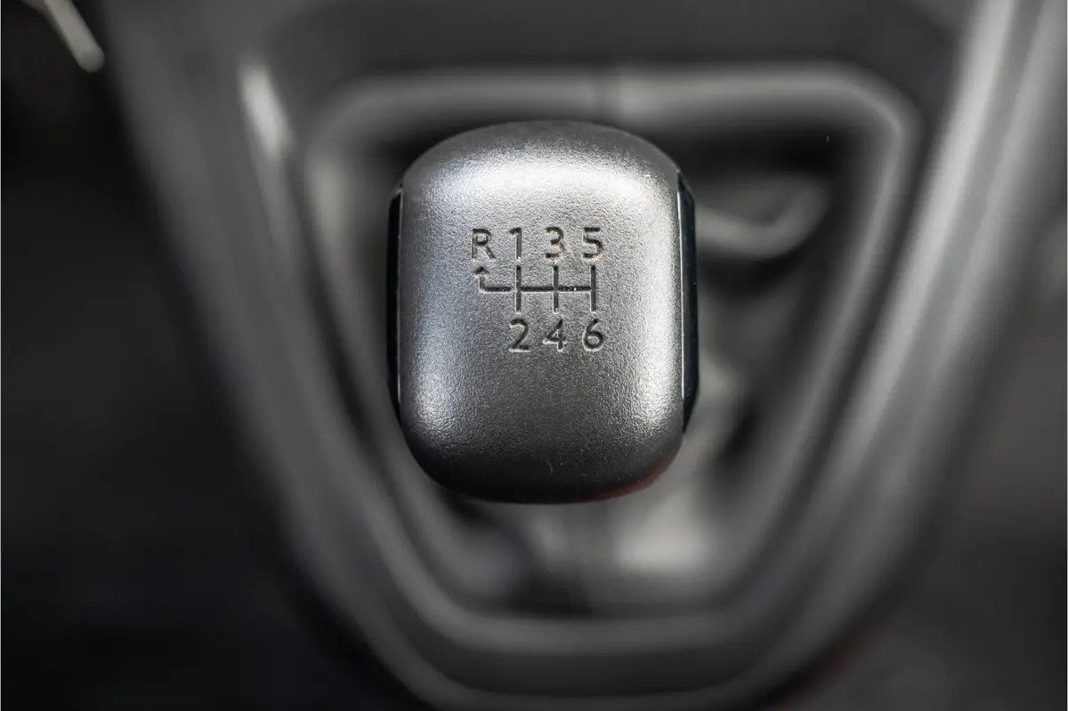 **2.0 | 145 PK | L3H1 | Camera | Carplay | Cruise | Airco | Parkeersensoren | 3-Zits**