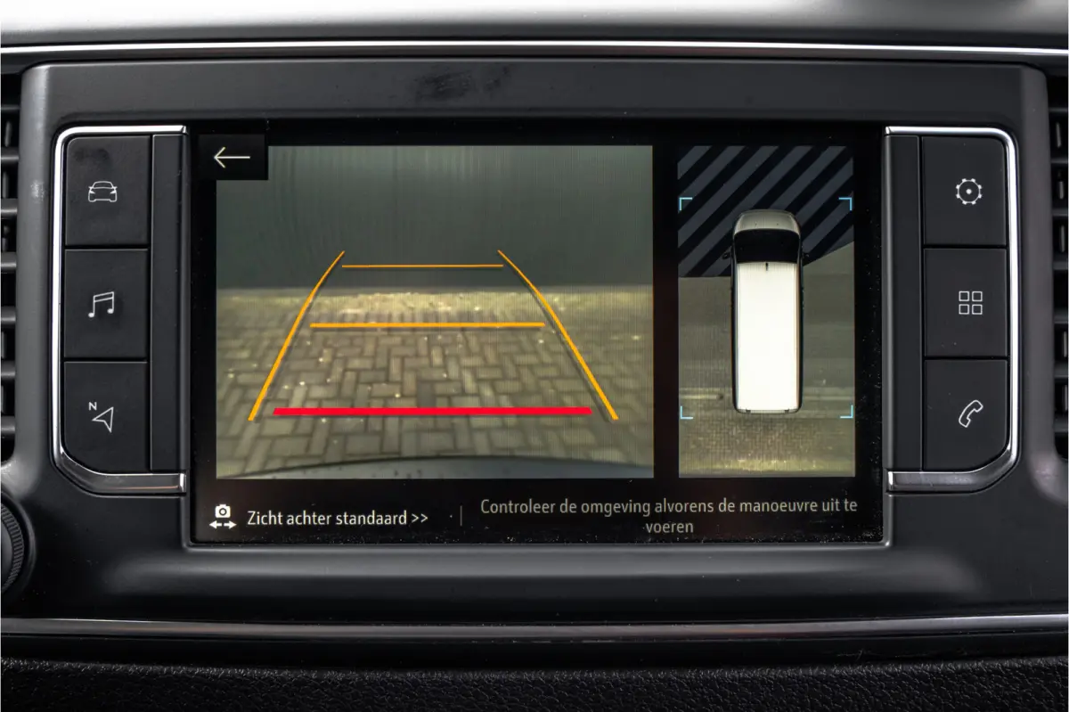 **2.0 | 145 PK | L3H1 | Camera | Carplay | Cruise | Airco | Parkeersensoren | 3-Zits**