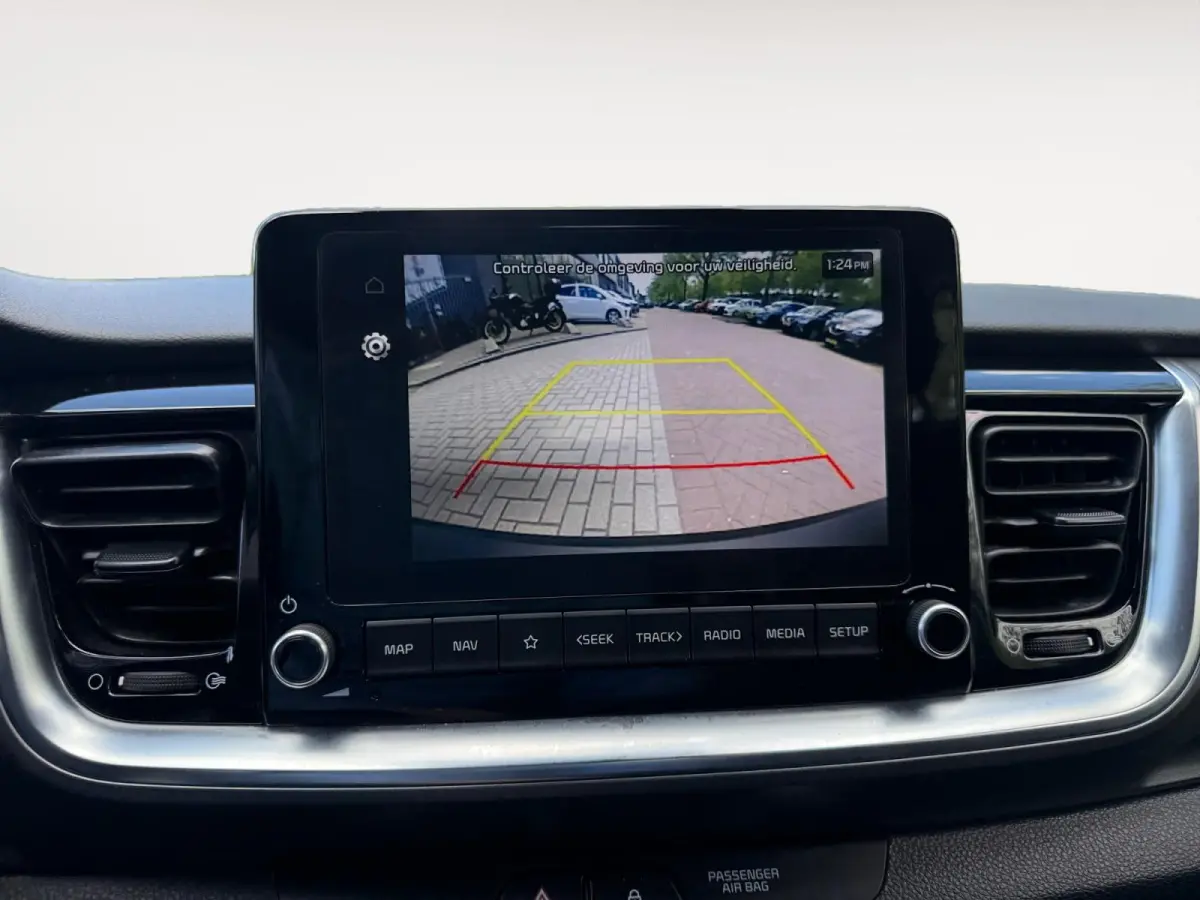 1.0 T-GDi MHEV DynamicLine Navigatie | Achteruitrijcamera | Lichtmetaal | Resterende fabrieksgarantie |