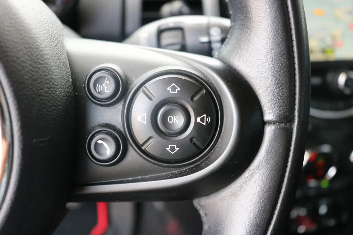 1.5 Cooper Pepper Business Harman kardon speaker | Cruise control |  Airco | Elektrische ramen voor |