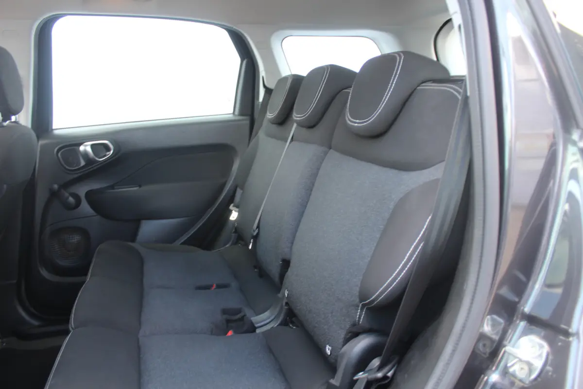 0.9 TwinAir PopStar 7 PERSOONS Apple/Android carplay l Navi l Cruise control l Airco l Lichtmetaal Velgen