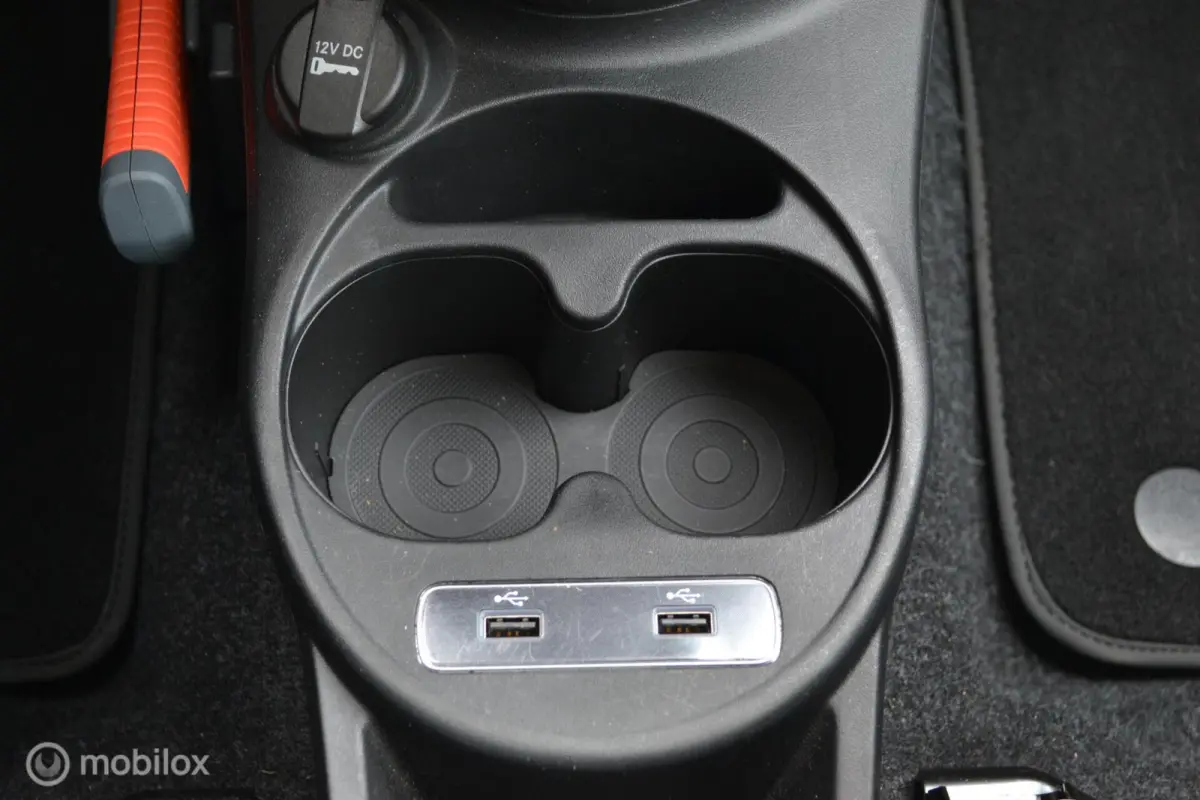1.0 Hybrid Launch Edition | Navi | PDC | Bluetooth | Airco | Cruise