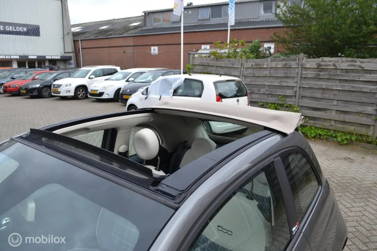 1.0 Hybrid Launch Edition | Navi | PDC | Bluetooth | Airco | Cruise