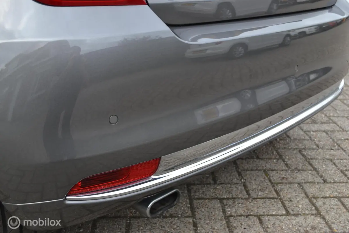 1.0 Hybrid Launch Edition | Navi | PDC | Bluetooth | Airco | Cruise