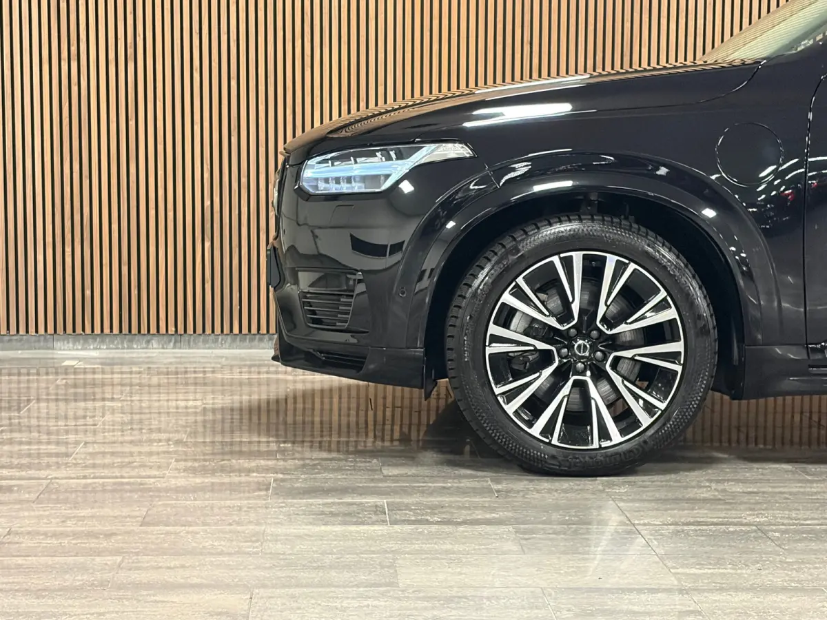 T8 AWD Recharge Ulta Dark | Full Option! | Bowers & Wilkins | Luchtvering | Stoelventilatie | Trekhaak | 360 Camera | Head-Up Display | Stoelmassage | 455pk | Adaptieve Cruise Control | Stoe