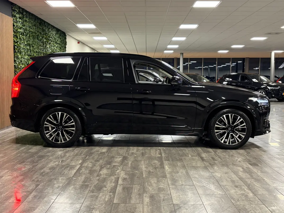 T8 AWD Recharge Ulta Dark | Full Option! | Bowers & Wilkins | Luchtvering | Stoelventilatie | Trekhaak | 360 Camera | Head-Up Display | Stoelmassage | 455pk | Adaptieve Cruise Control | Stoe