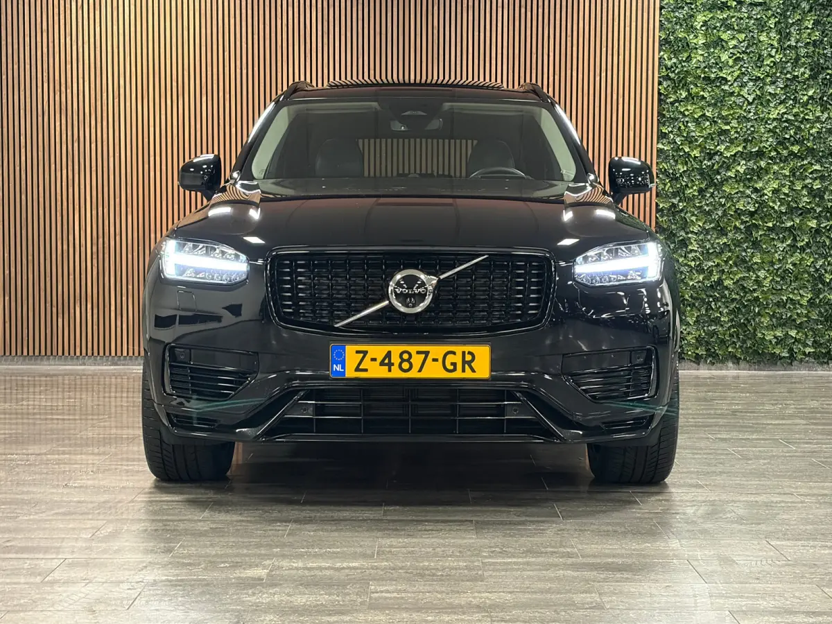 T8 AWD Recharge Ulta Dark | Full Option! | Bowers & Wilkins | Luchtvering | Stoelventilatie | Trekhaak | 360 Camera | Head-Up Display | Stoelmassage | 455pk | Adaptieve Cruise Control | Stoe