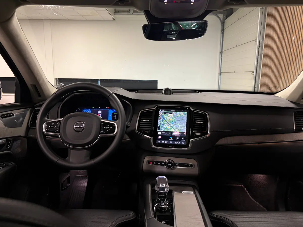 T8 AWD Recharge Ulta Dark | Full Option! | Bowers & Wilkins | Luchtvering | Stoelventilatie | Trekhaak | 360 Camera | Head-Up Display | Stoelmassage | 455pk | Adaptieve Cruise Control | Stoe