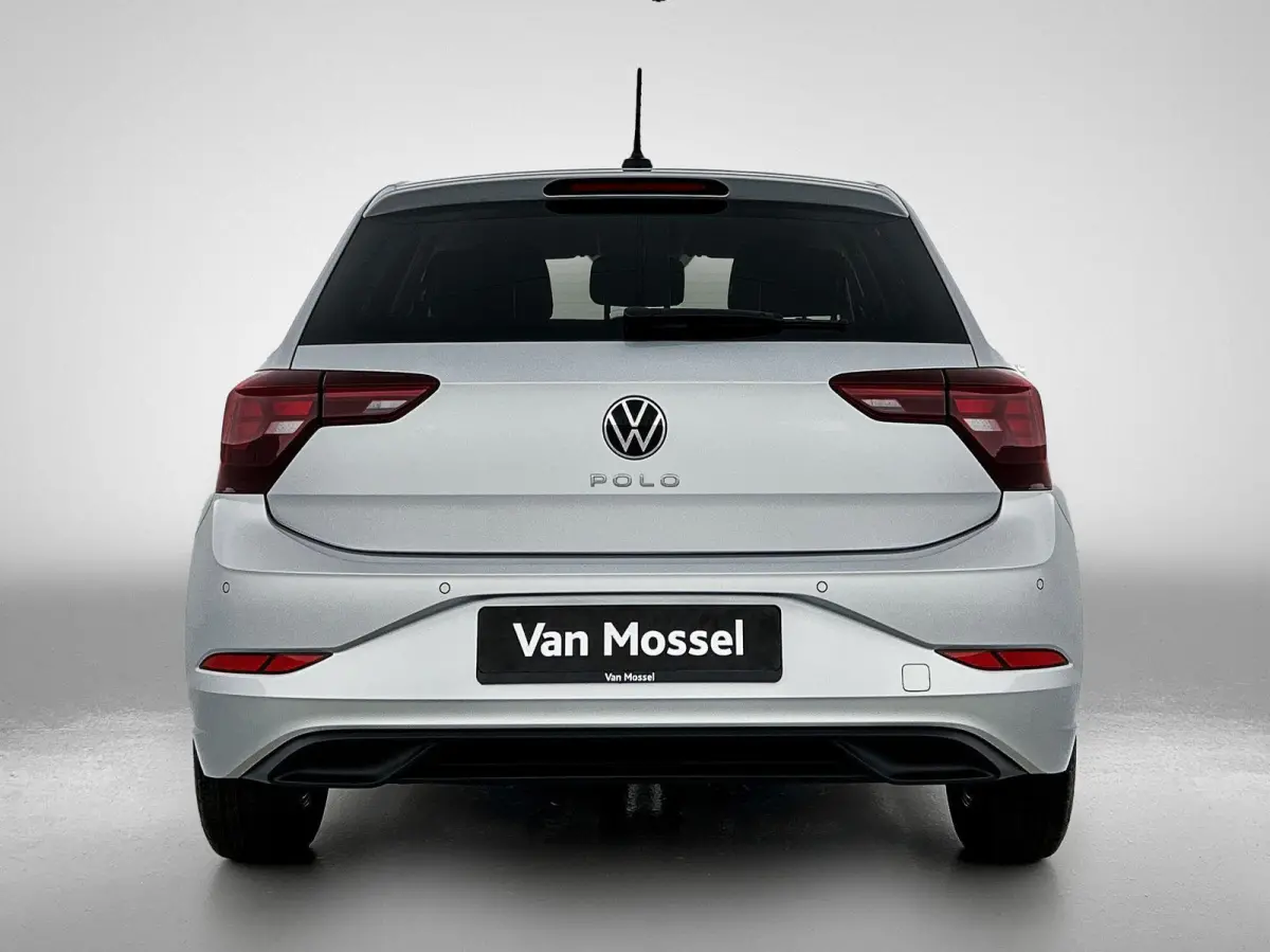1.0 TSI Life Edition 95 PK | Achteruitrij camera | Climate control | Apple Carplay | Parkeersensoren achter | Navigatie | 15" Lichtmetalen velgen | LED koplampen | Android Auto | Telefoon dr