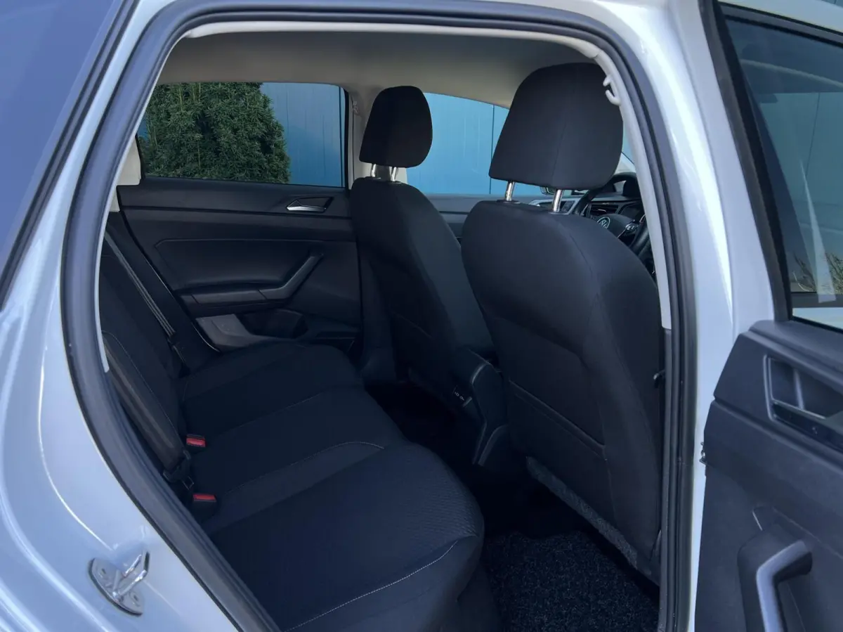 1.0 TSI R-line Edition CARPLAY/ANDROID | ADAPT.CRUISE | ECC | PDC | DAB | LMV Nieuwstaat!!