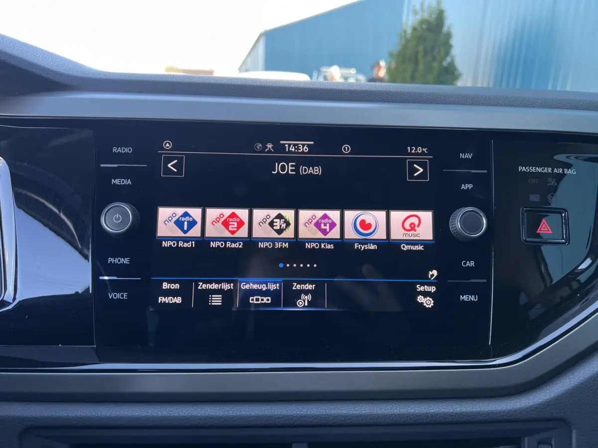 1.0 TSI R-line Edition CARPLAY/ANDROID | ADAPT.CRUISE | ECC | PDC | DAB | LMV Nieuwstaat!!