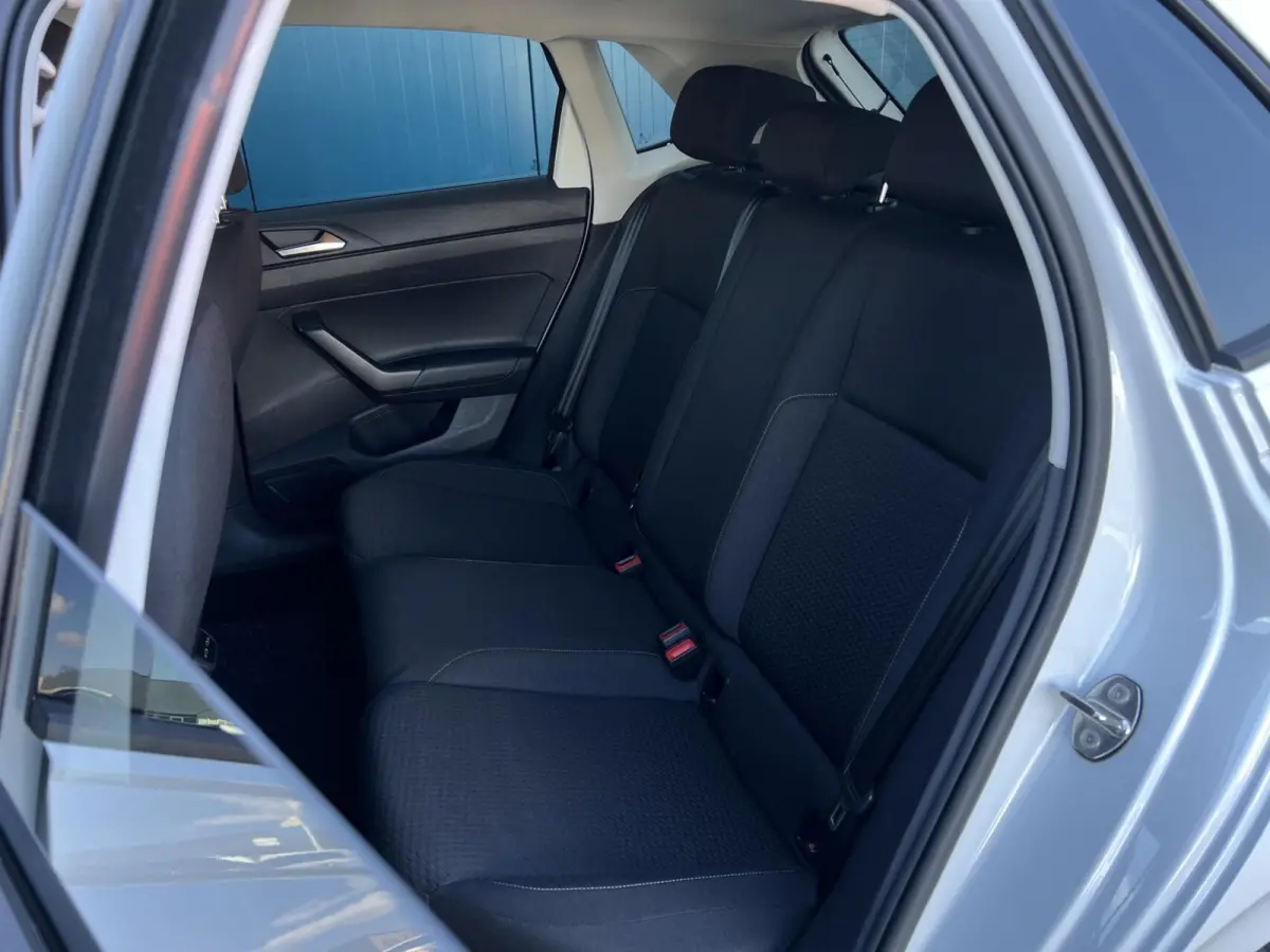 1.0 TSI R-line Edition CARPLAY/ANDROID | ADAPT.CRUISE | ECC | PDC | DAB | LMV Nieuwstaat!!