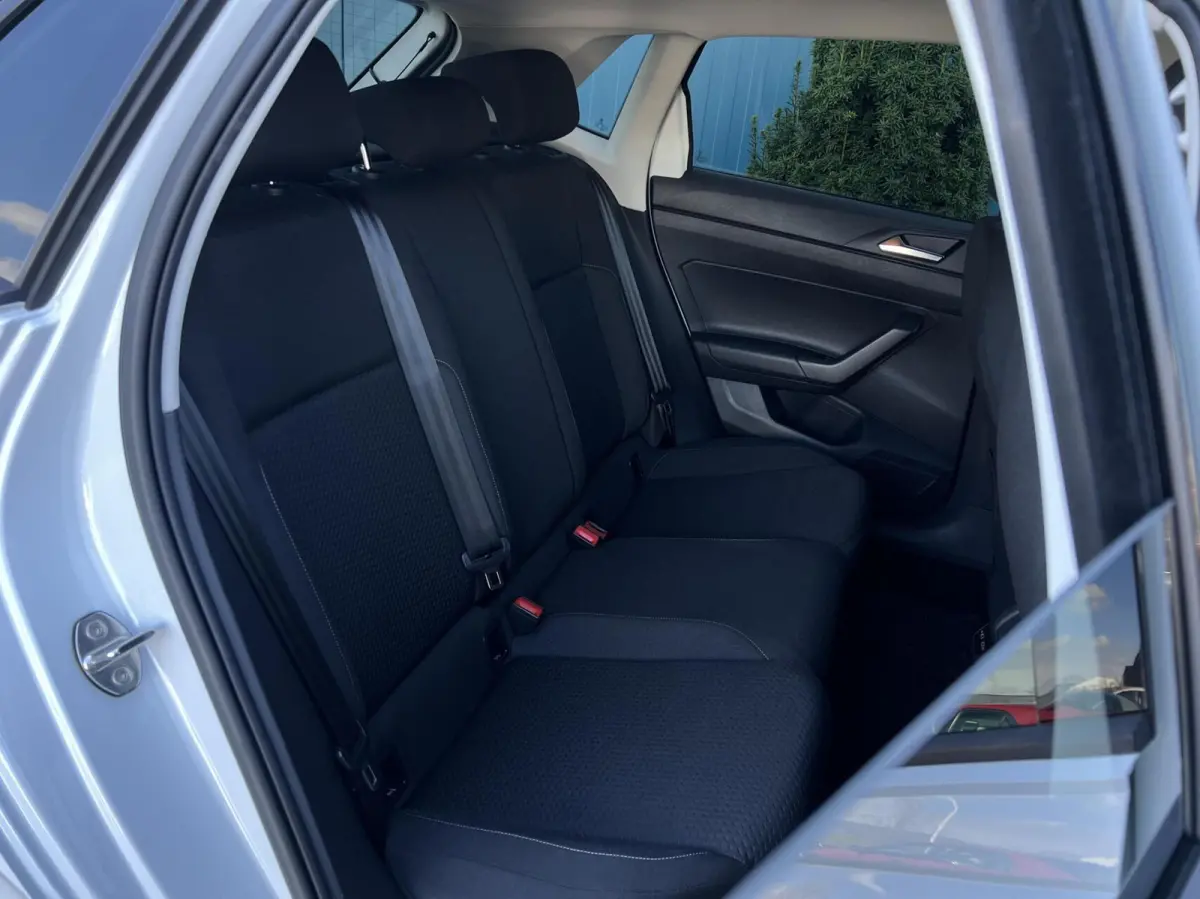 1.0 TSI R-line Edition CARPLAY/ANDROID | ADAPT.CRUISE | ECC | PDC | DAB | LMV Nieuwstaat!!