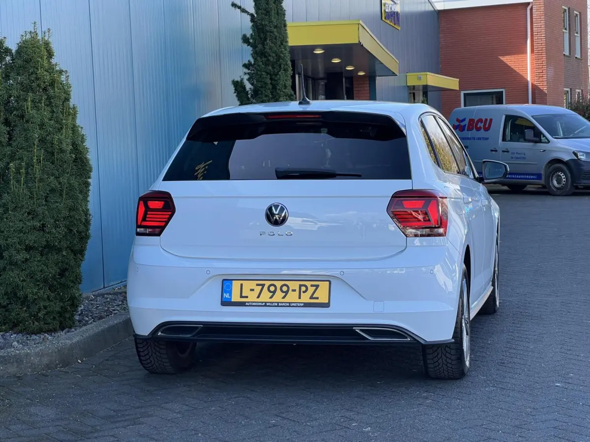 1.0 TSI R-line Edition CARPLAY/ANDROID | ADAPT.CRUISE | ECC | PDC | DAB | LMV Nieuwstaat!!