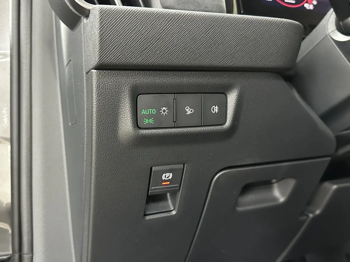 1.5 TSI PHEV Sportline | Trekhaak | Canton | Comfort-pack | Dynamic-pack