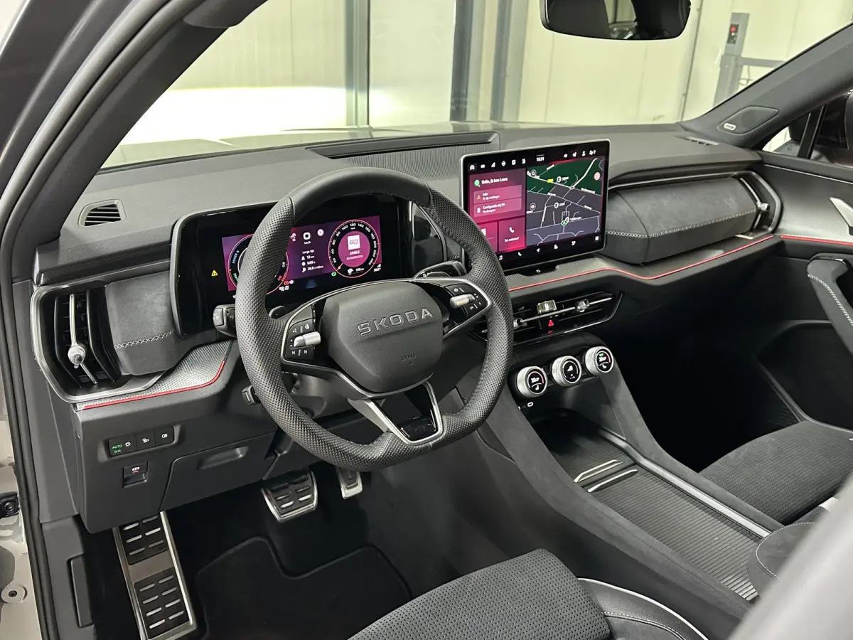 1.5 TSI PHEV Sportline | Trekhaak | Canton | Comfort-pack | Dynamic-pack