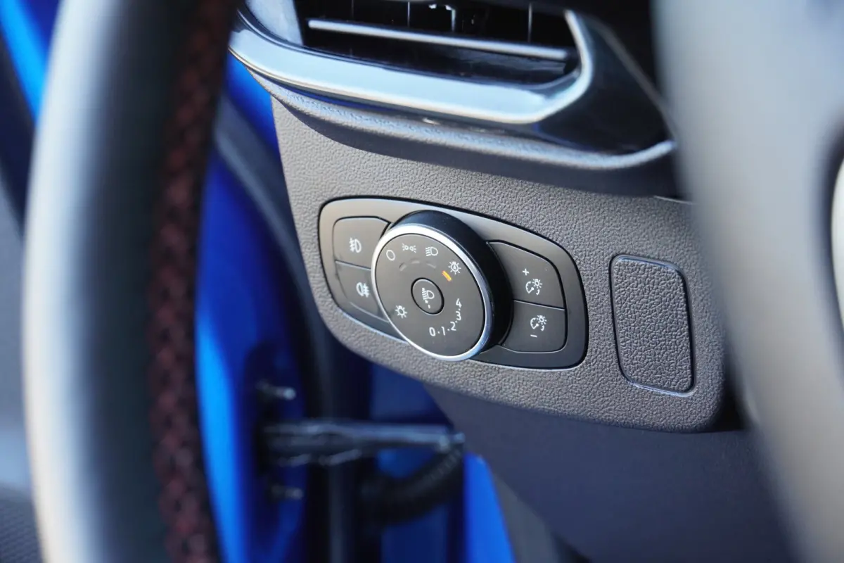 1.0 EcoBoost ST-LINE Titanium NAP AA/ACP/Cam/Clima