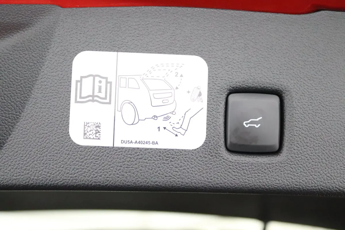 2.5 PHEV ST-Line X | Trekhaak | Winterpack | Adaptive LED | BLIS | Adaptive Cruise | Head-Up | B&O |
