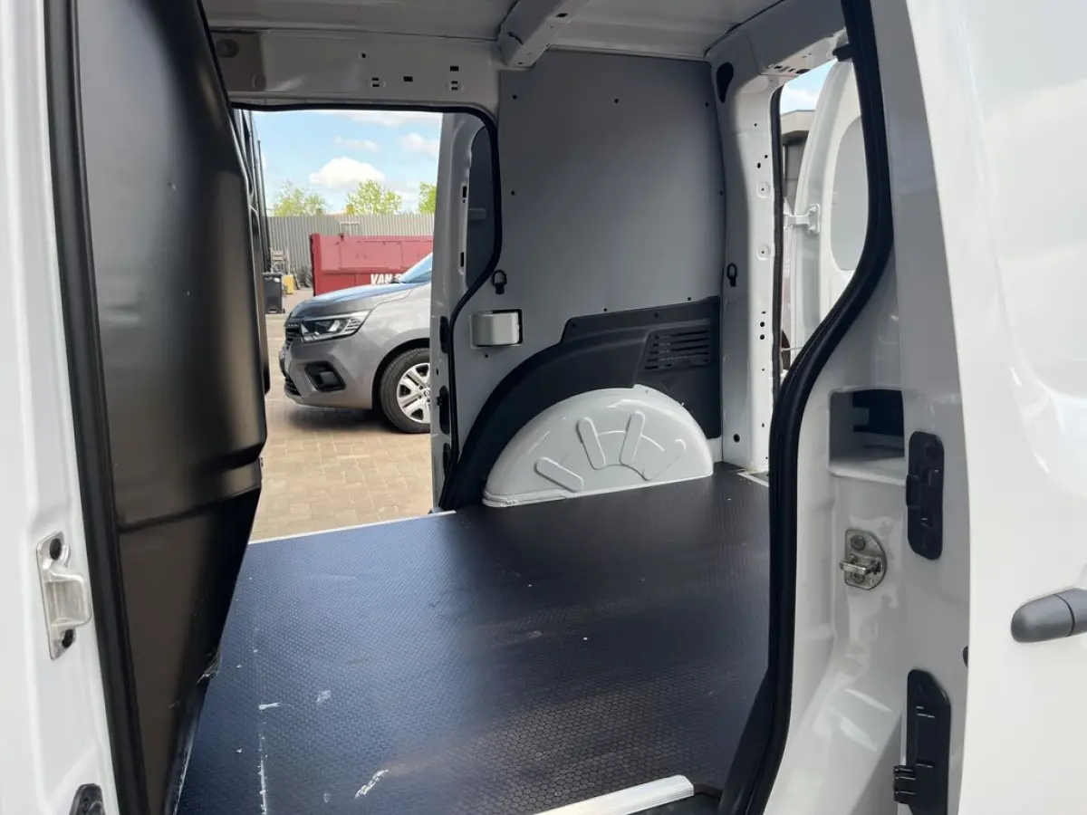 1.5 Blue dCi E6 R-link Lease €134 p/m Airco, Navi, PDC, Trekhaak, 2x schuifdeur onderhoudshistorie aanwezig