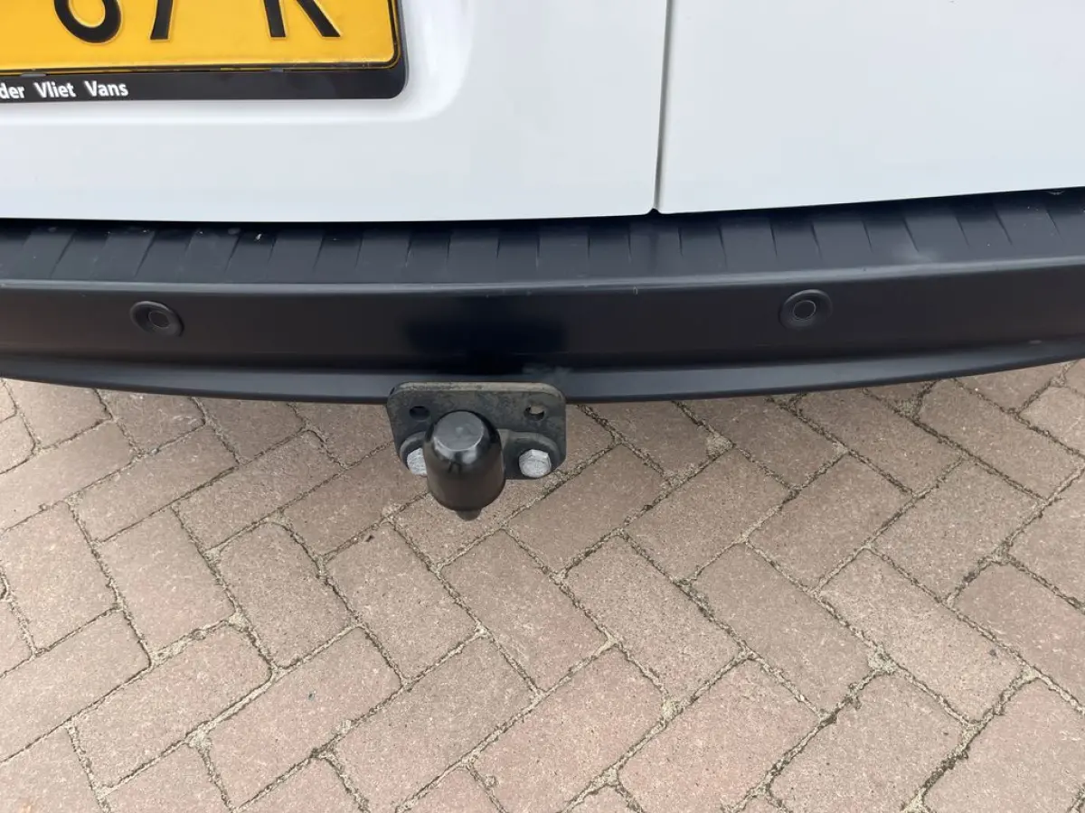 1.5 Blue dCi E6 R-link Lease €134 p/m Airco, Navi, PDC, Trekhaak, 2x schuifdeur onderhoudshistorie aanwezig