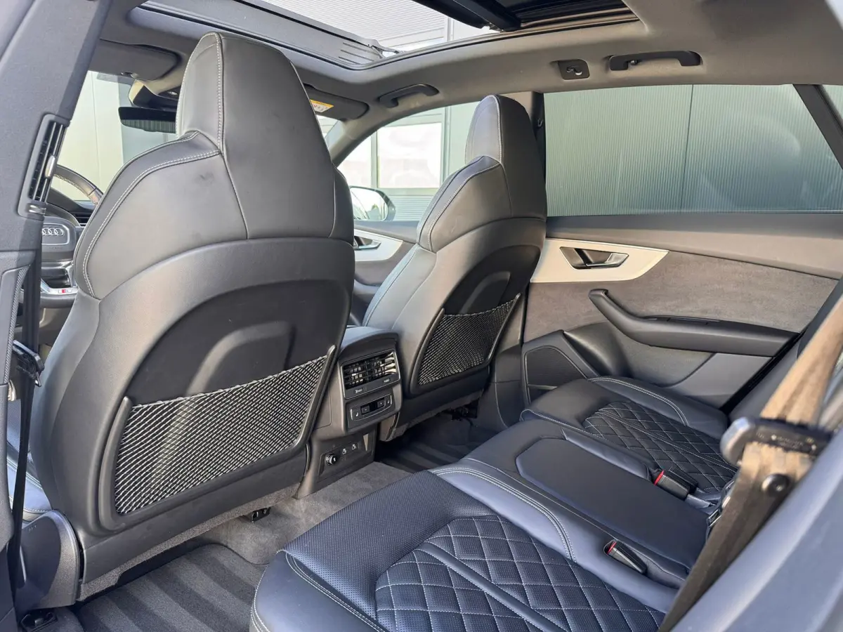 55 TFSIe quattro S-LINE VOL! SQ8 l B&O l RS-SEATS l HUD l 360 l SOFTCLOSE l PANO l MATRIX l KEYLESS l MASSAGE l BTW