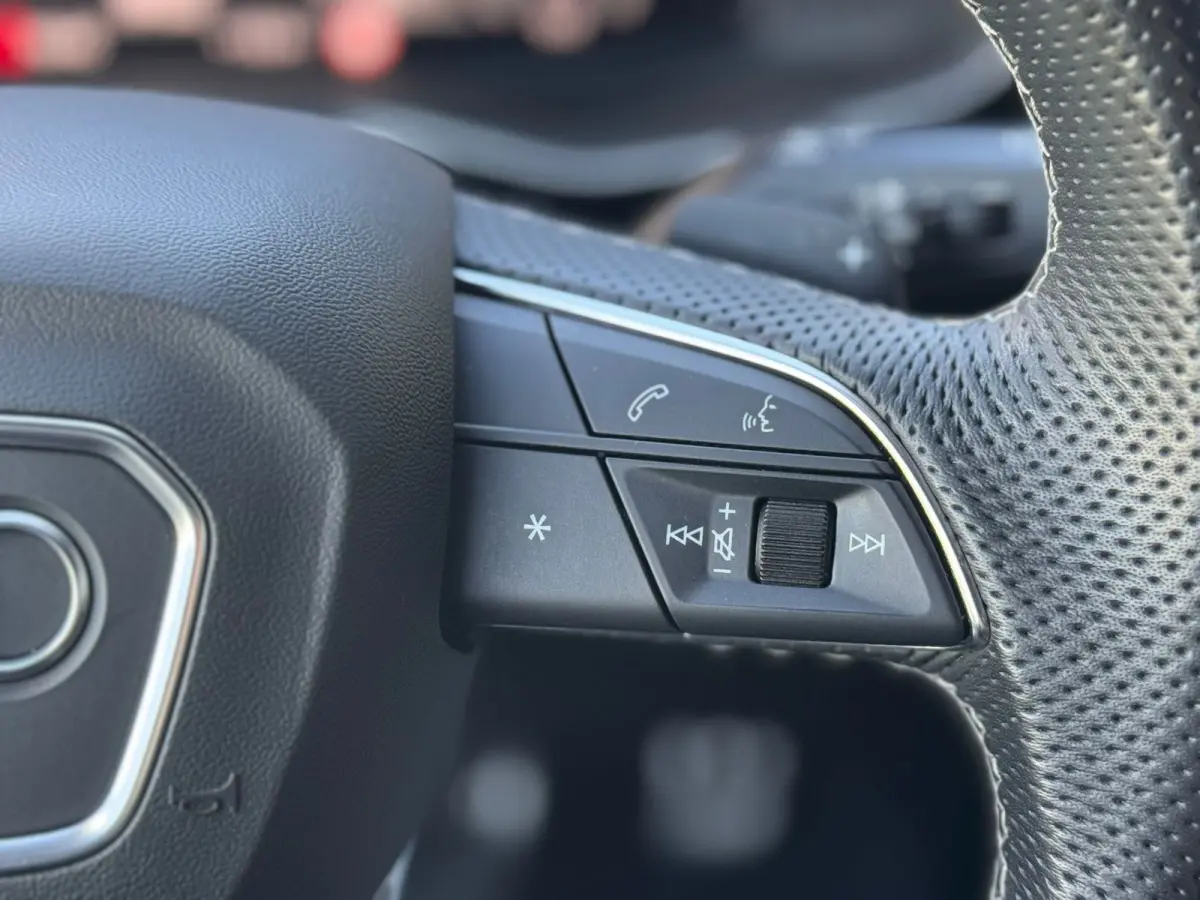 55 TFSIe quattro S-LINE VOL! SQ8 l B&O l RS-SEATS l HUD l 360 l SOFTCLOSE l PANO l MATRIX l KEYLESS l MASSAGE l BTW