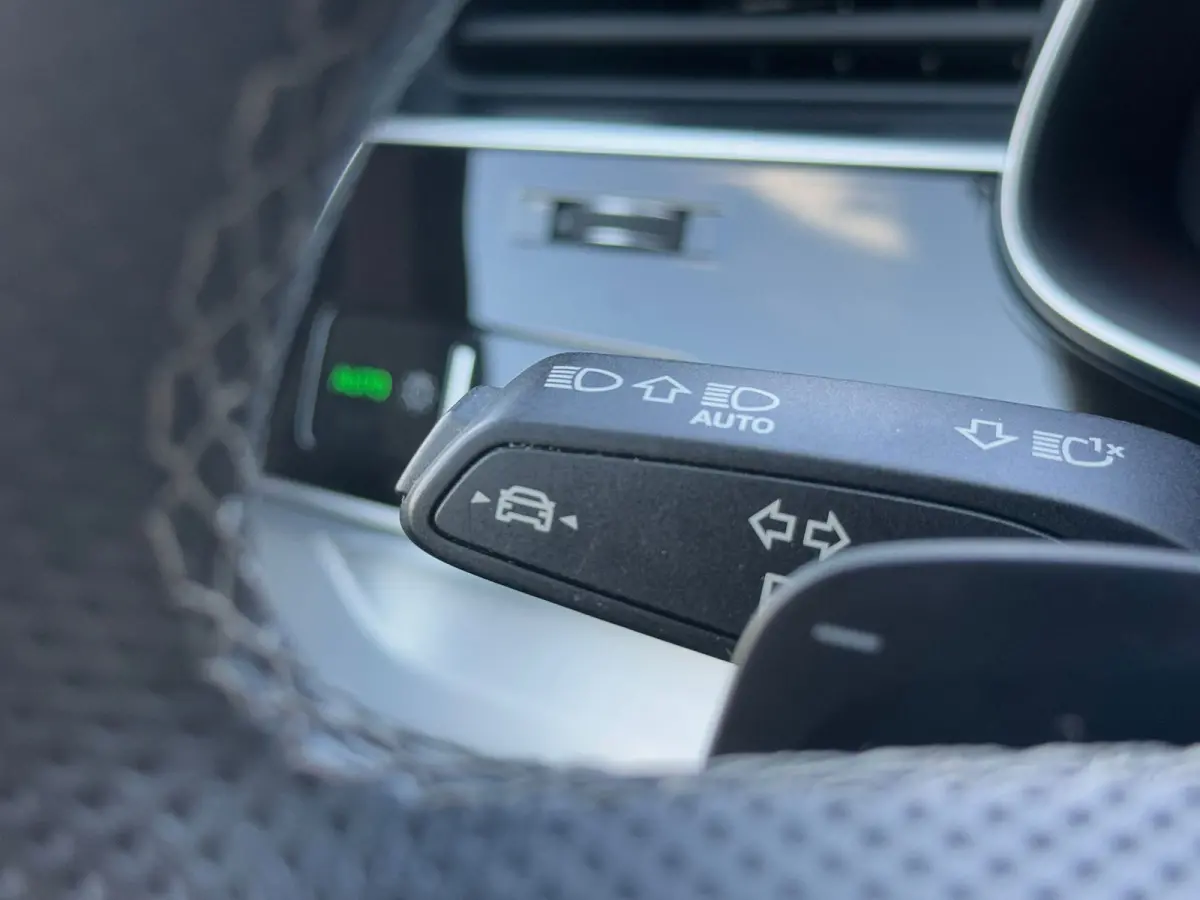 55 TFSIe quattro S-LINE VOL! SQ8 l B&O l RS-SEATS l HUD l 360 l SOFTCLOSE l PANO l MATRIX l KEYLESS l MASSAGE l BTW