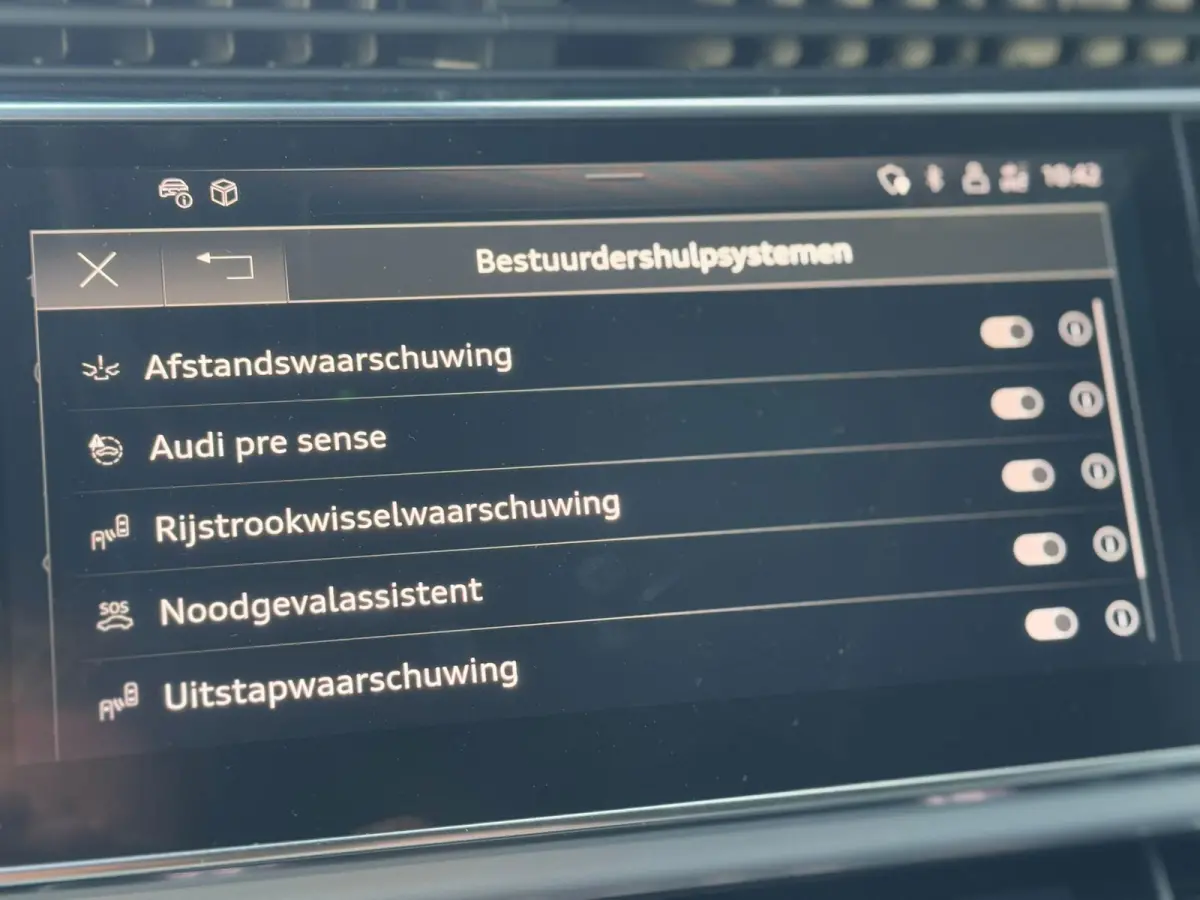 55 TFSIe quattro S-LINE VOL! SQ8 l B&O l RS-SEATS l HUD l 360 l SOFTCLOSE l PANO l MATRIX l KEYLESS l MASSAGE l BTW