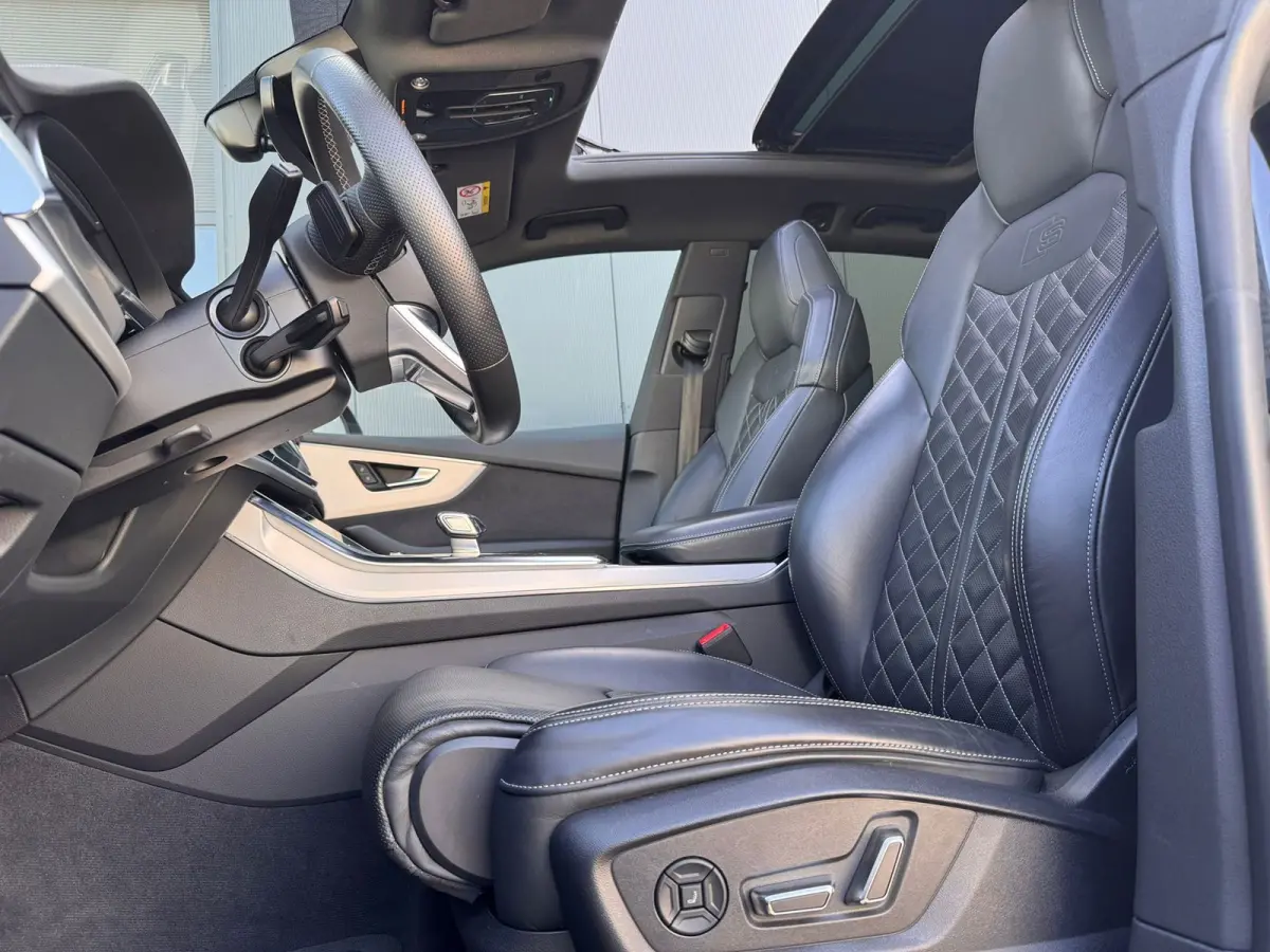 55 TFSIe quattro S-LINE VOL! SQ8 l B&O l RS-SEATS l HUD l 360 l SOFTCLOSE l PANO l MATRIX l KEYLESS l MASSAGE l BTW
