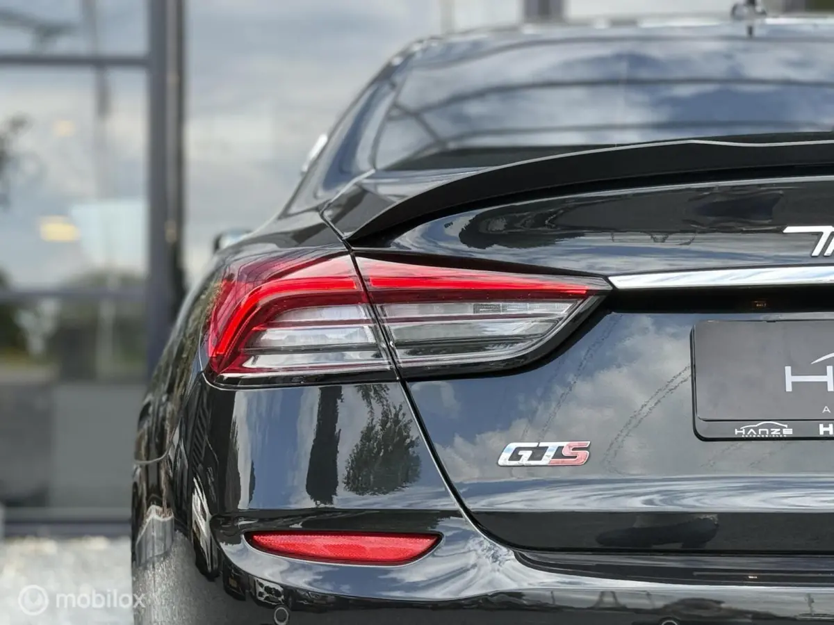 3.8 GTS V8|Pano|Leer|Maxton|B&W|21"|