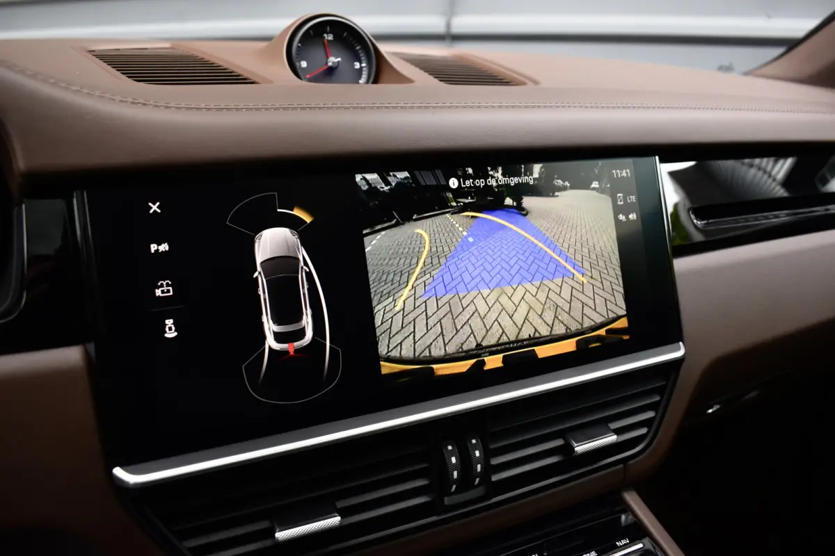 3.0 E-Hybrid Platinum Edition SportDesign | Panorama | Bose | Trekhaak elektr. | Stoelventilatie | 21'' Wielen |