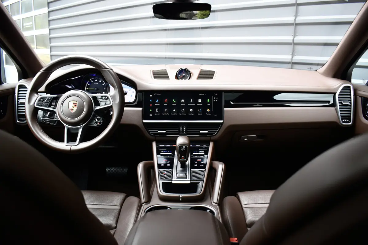 3.0 E-Hybrid Platinum Edition SportDesign | Panorama | Bose | Trekhaak elektr. | Stoelventilatie | 21'' Wielen |