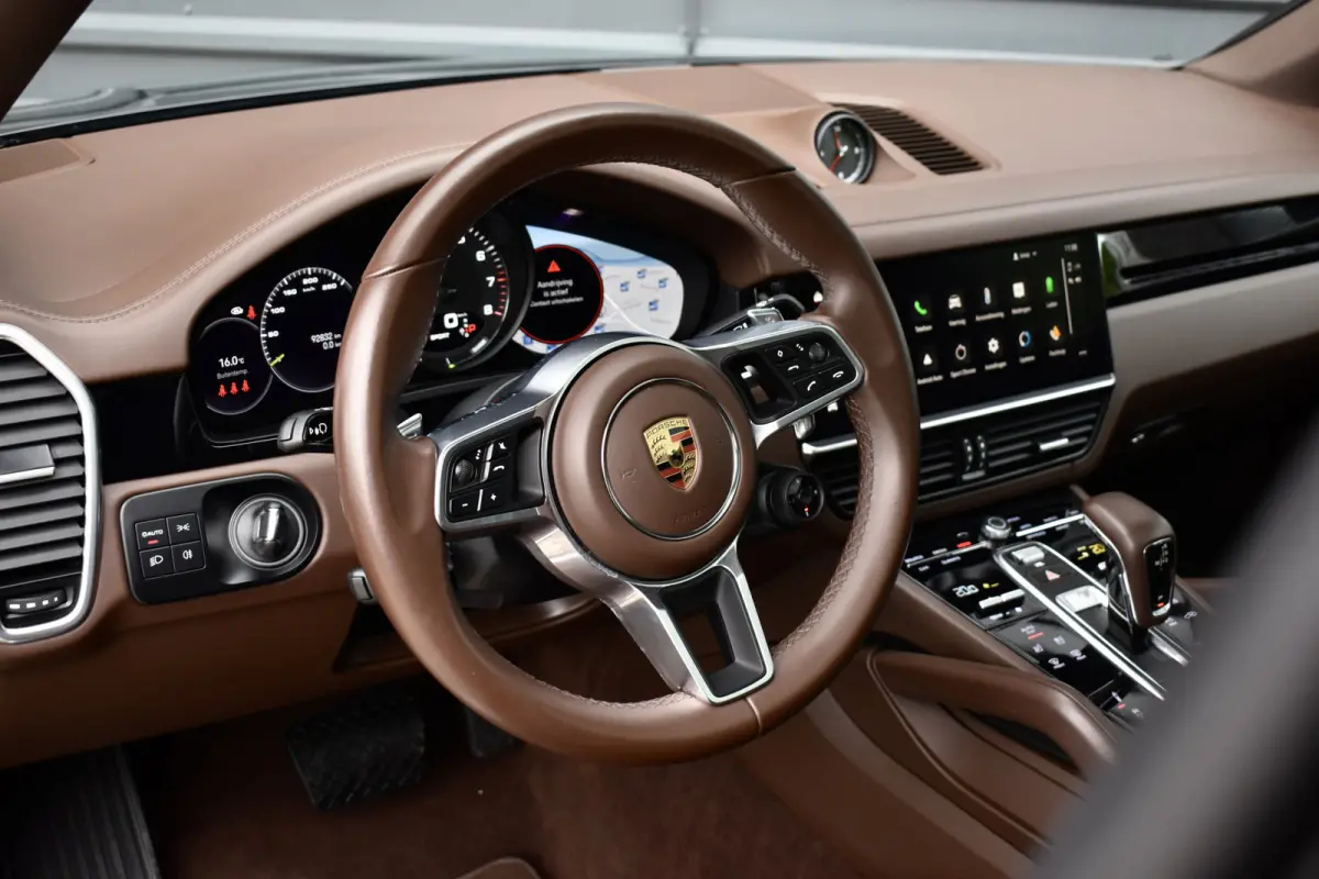 3.0 E-Hybrid Platinum Edition SportDesign | Panorama | Bose | Trekhaak elektr. | Stoelventilatie | 21'' Wielen |