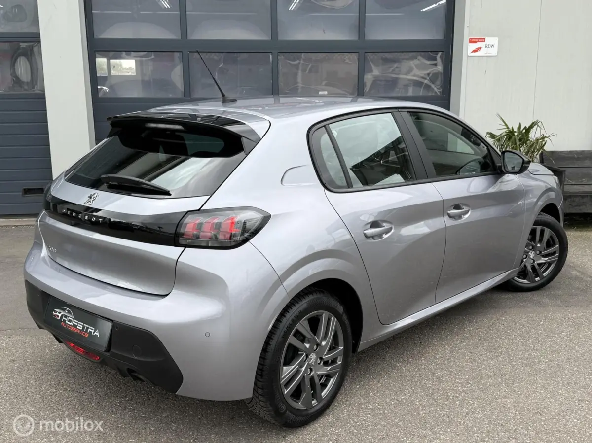 1.2 PureTech Active Pack CarPlay Distr-riem VV
