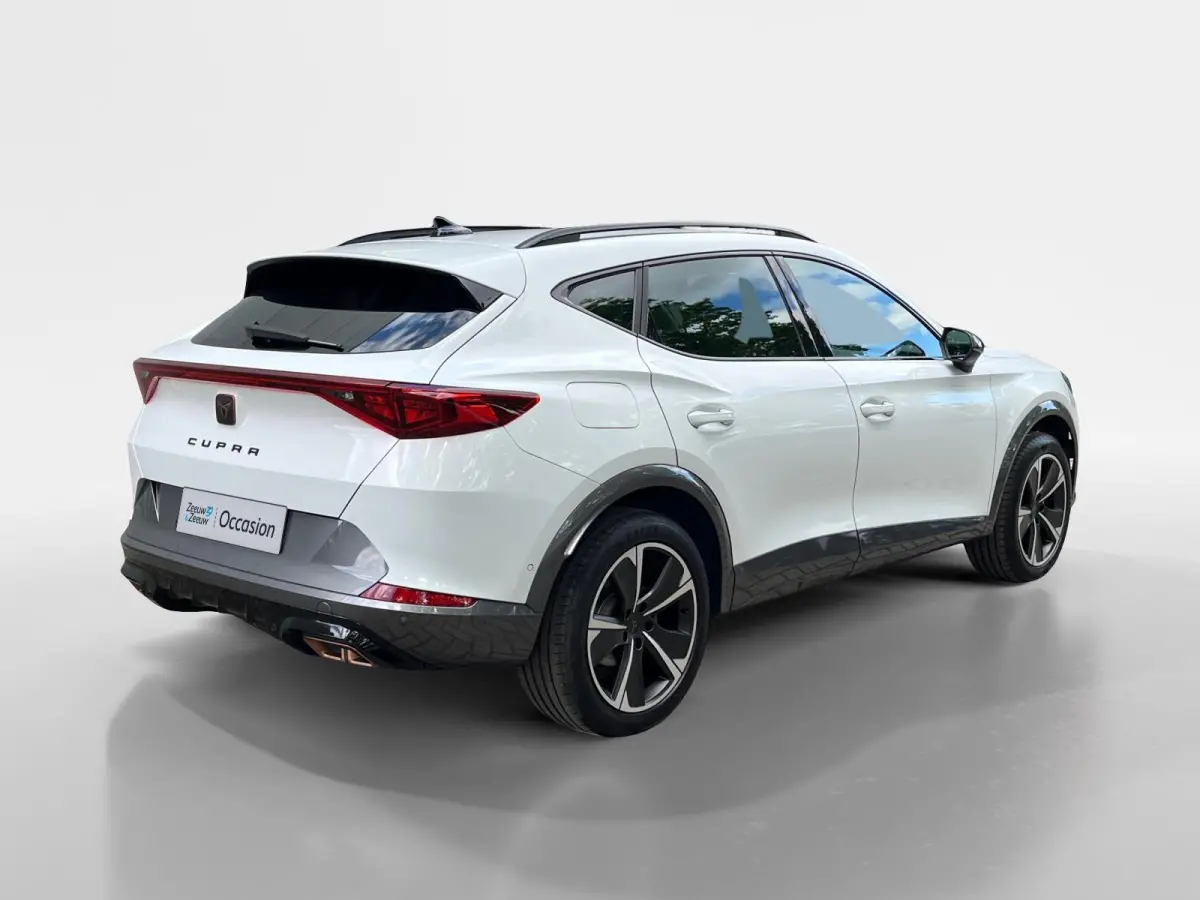 1.4 e-Hybrid Business | 18" LM | Climate Control | Adaptive Cruise Control | Draadloze telefoonlader | Navigatie