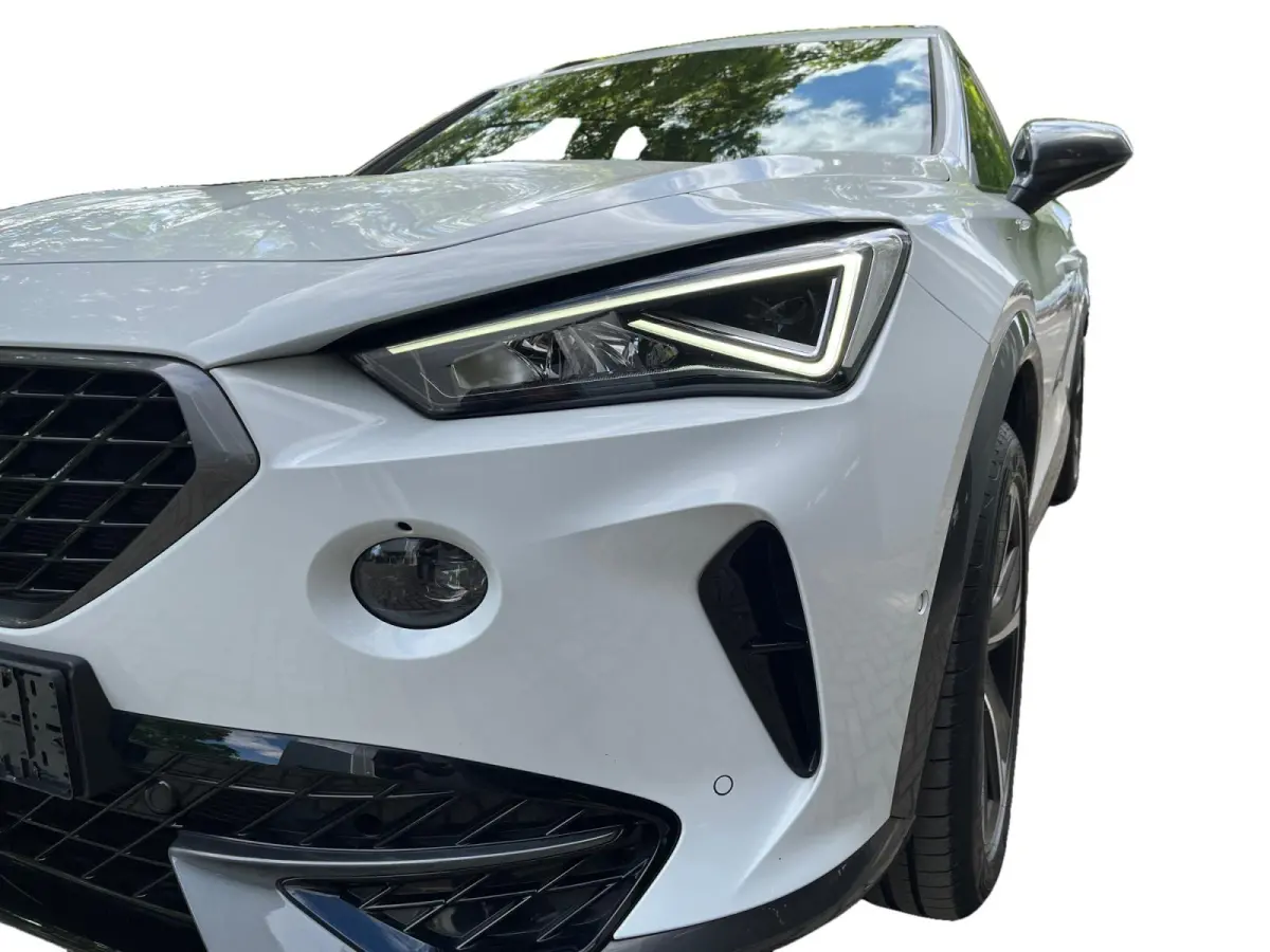 1.4 e-Hybrid Business | 18" LM | Climate Control | Adaptive Cruise Control | Draadloze telefoonlader | Navigatie
