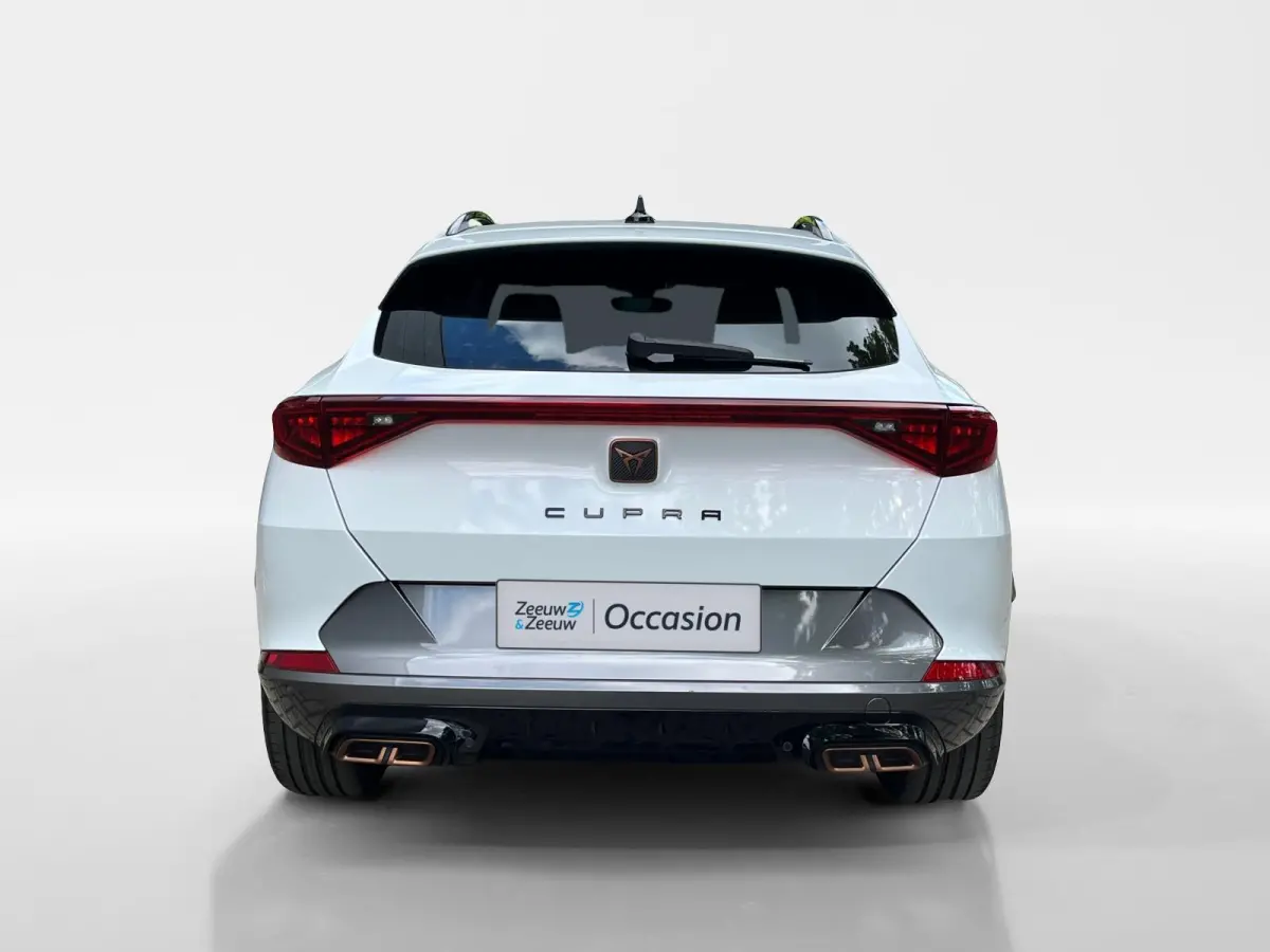 1.4 e-Hybrid Business | 18" LM | Climate Control | Adaptive Cruise Control | Draadloze telefoonlader | Navigatie