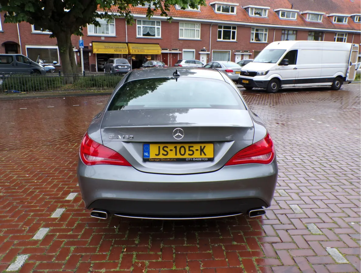 180 Lease Edition Ambition PANORAMADAK NAVI TEL CRUISECONT AUTOMAAT